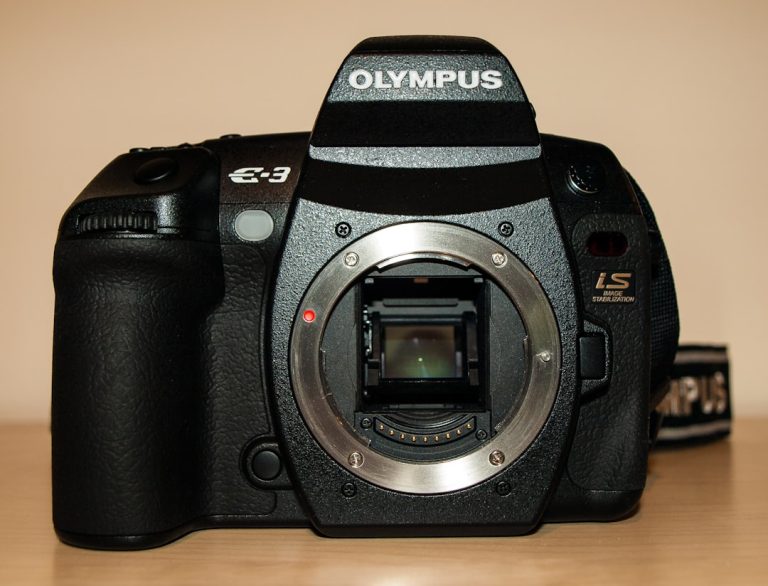 Capturing the World: A Photographer’s Guide to Essential Equipment